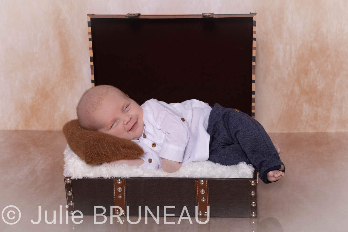 Photographe bébé Orléans, Photographe Grossesse Orléans, Studio Photo Orléans